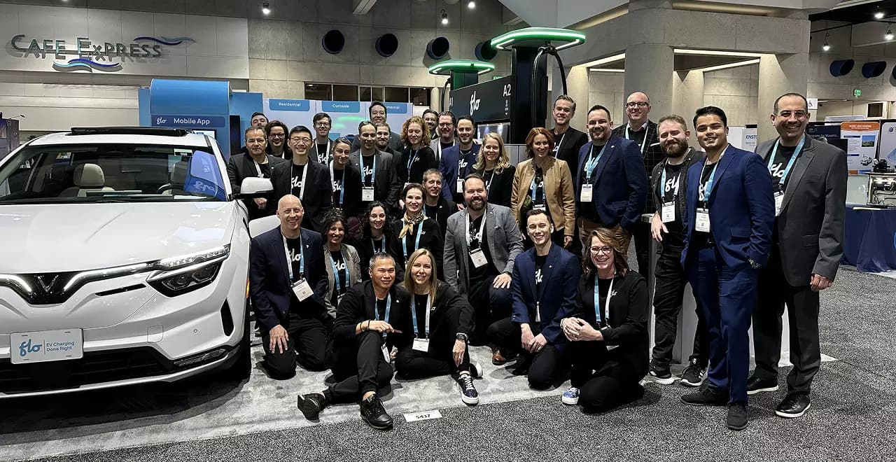 The FLO Ultra team at Distributech 2023 (San Diego)