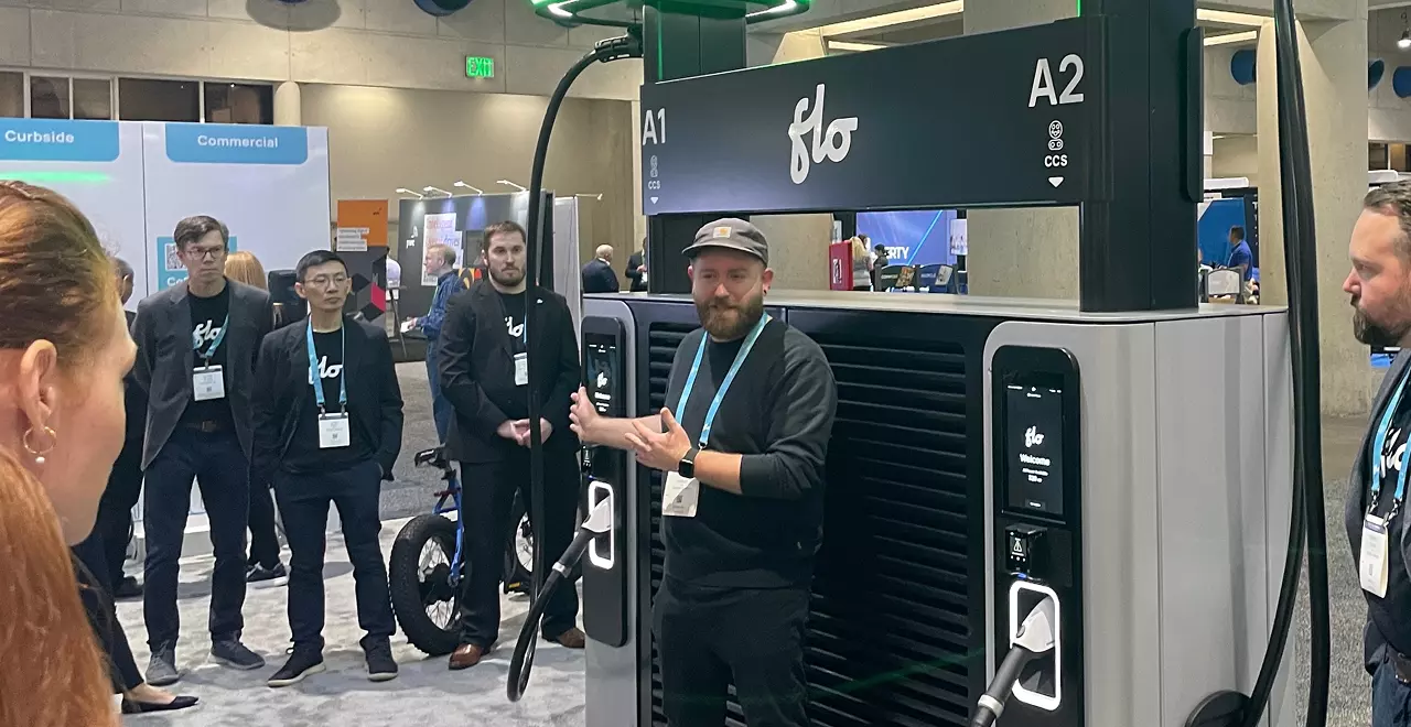 Training session with FLO Ultra team at Distributech 2023 (San Diego)